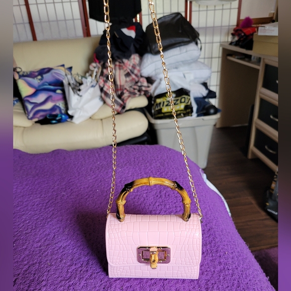 Pink Plastic/Rubber Purse - Picture 4 of 11